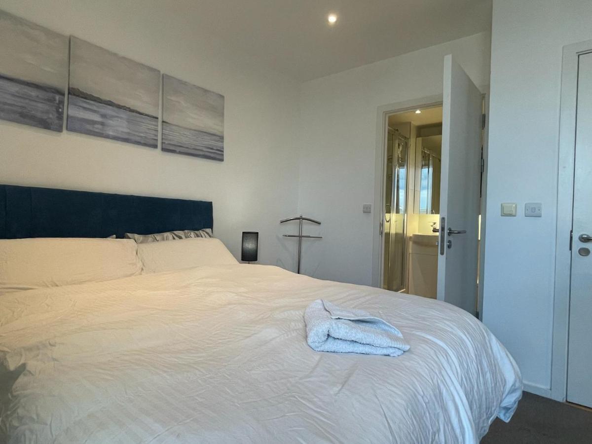 Luxury En-Suite Room Olympic Village In Shared Apartment Londres Extérieur photo