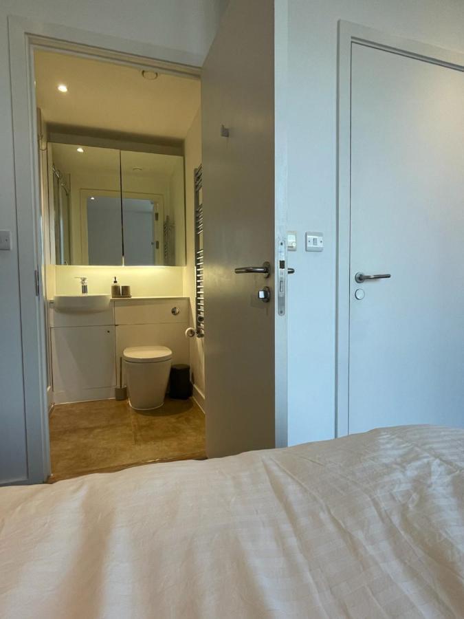 Luxury En-Suite Room Olympic Village In Shared Apartment Londres Extérieur photo