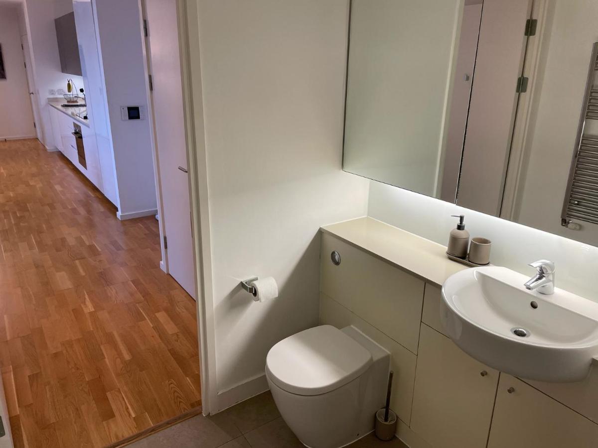 Luxury En-Suite Room Olympic Village In Shared Apartment Londres Extérieur photo