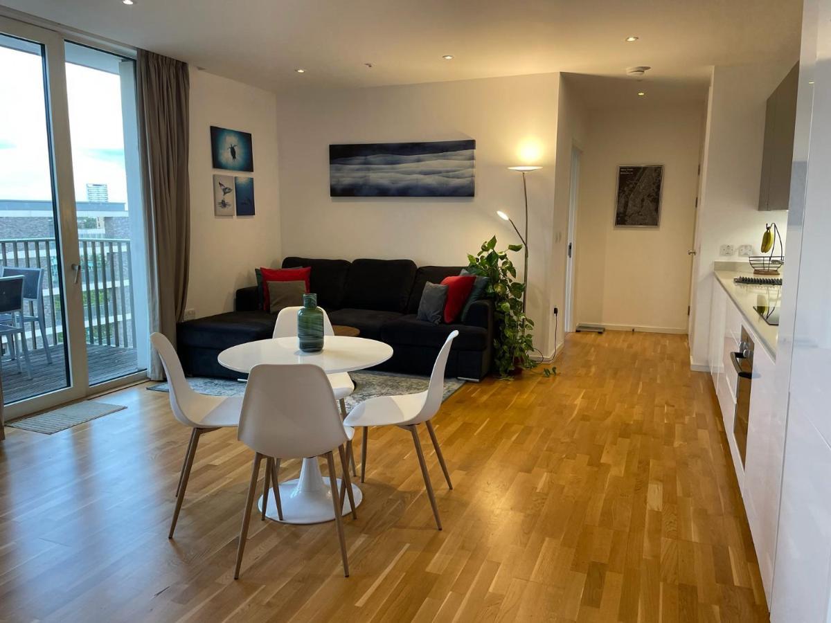 Luxury En-Suite Room Olympic Village In Shared Apartment Londres Extérieur photo